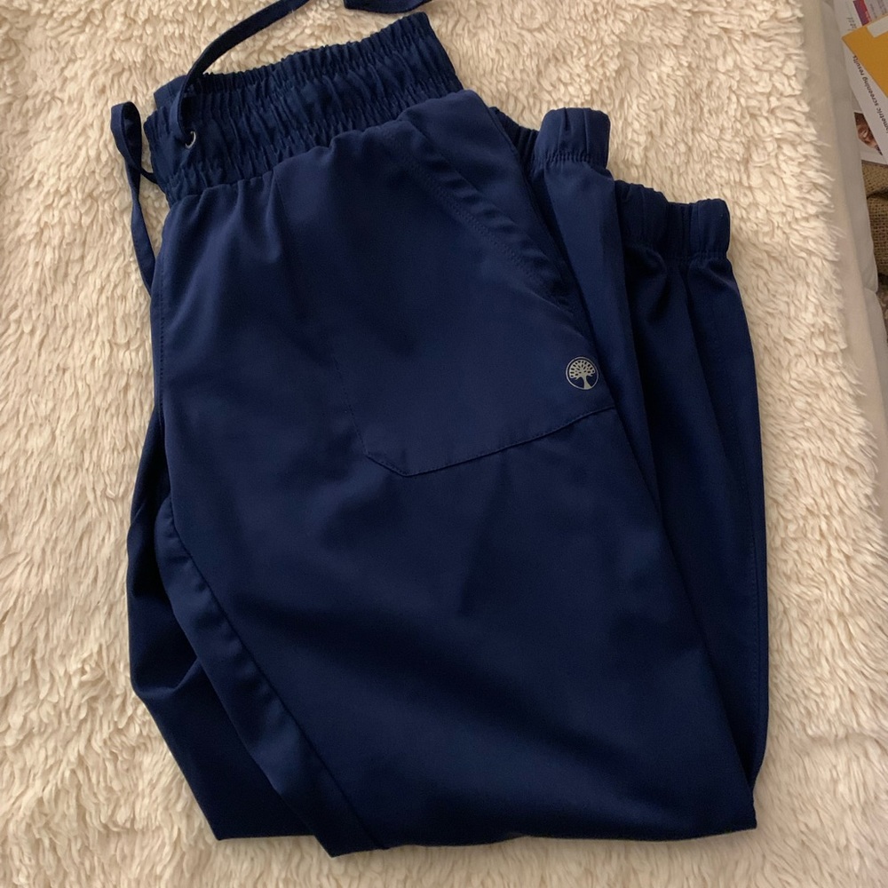 Healing Hands Jogger Scrub Pants